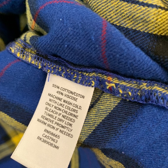 Soft, lightweight plaid flannel shirt - Picture 3 of 5